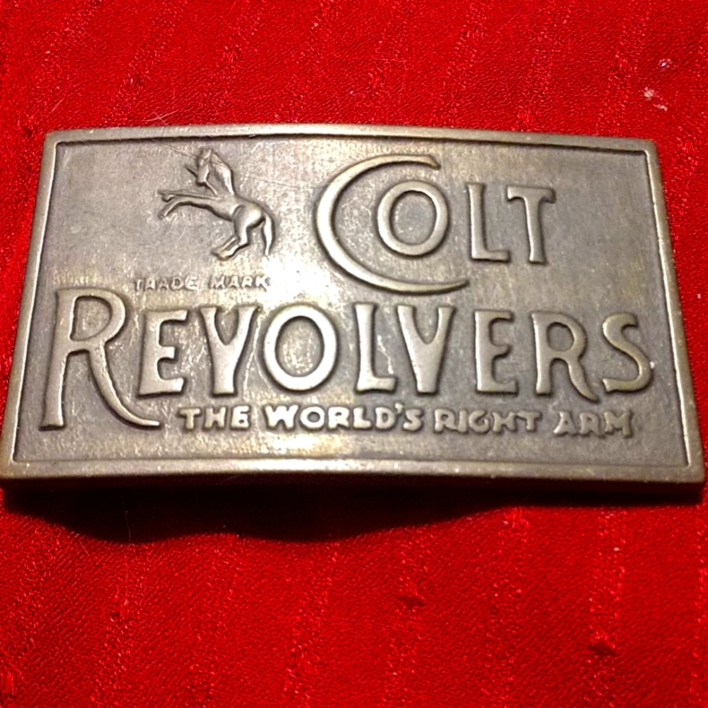 HIGHLY COLLECTIBLE!~VTG.COLT REVOLVER BELT BUCKLE